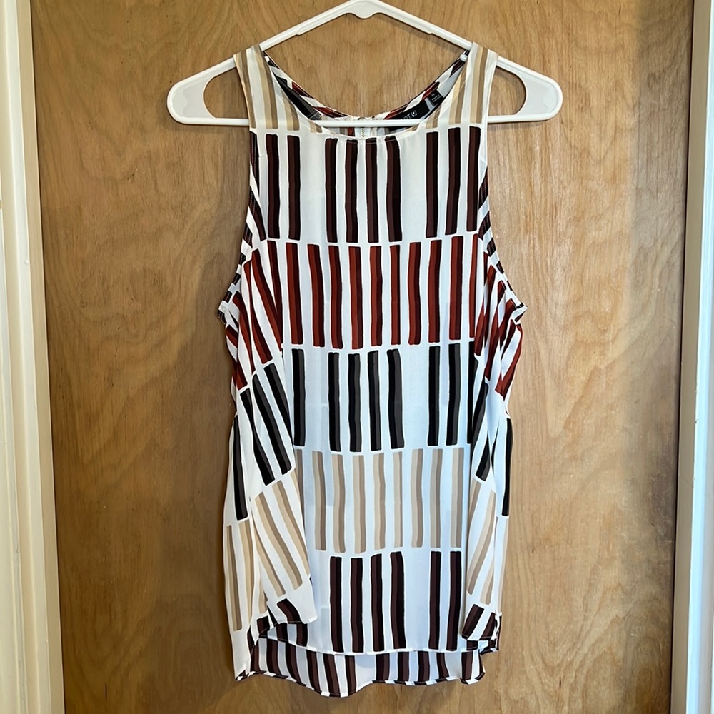 Apt 9 Top Size Medium